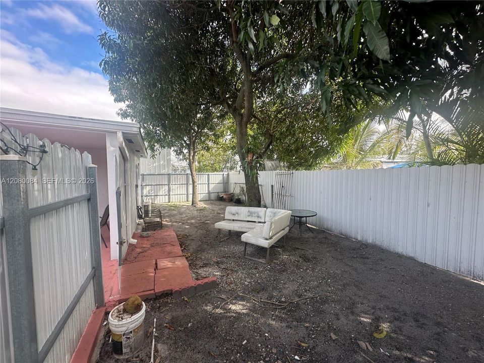 For Rent: $4,500 (4 beds, 3 baths, 3030 Square Feet)