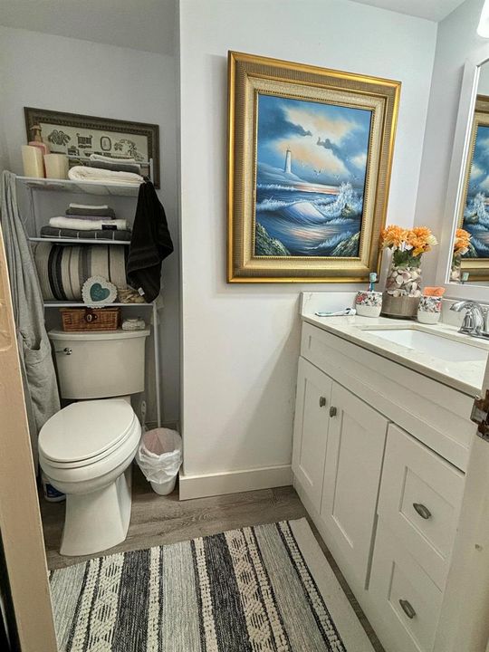 331 SW 8TH ST BATHROOM