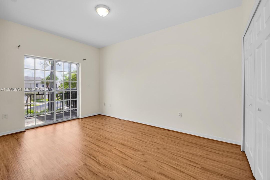 For Rent: $3,200 (3 beds, 2 baths, 1743 Square Feet)