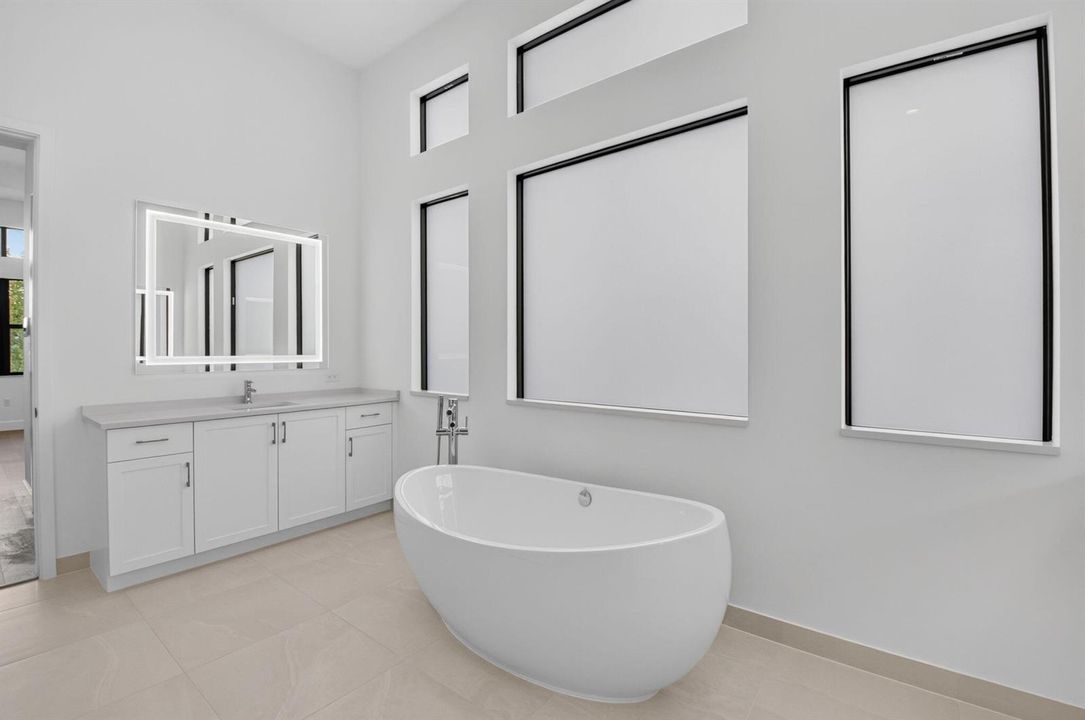 Primary bath