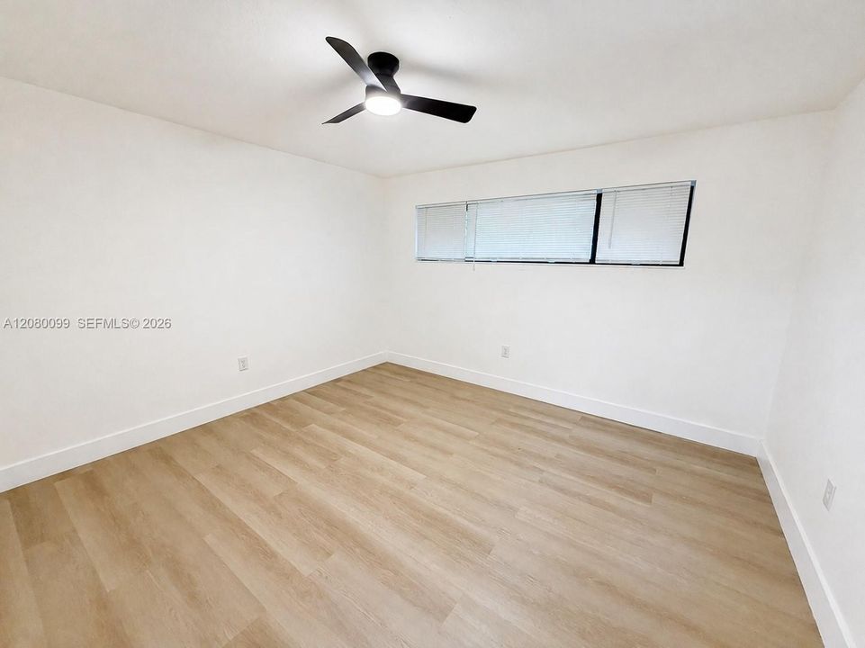 For Sale: $525,000 (4 beds, 2 baths, 1537 Square Feet)