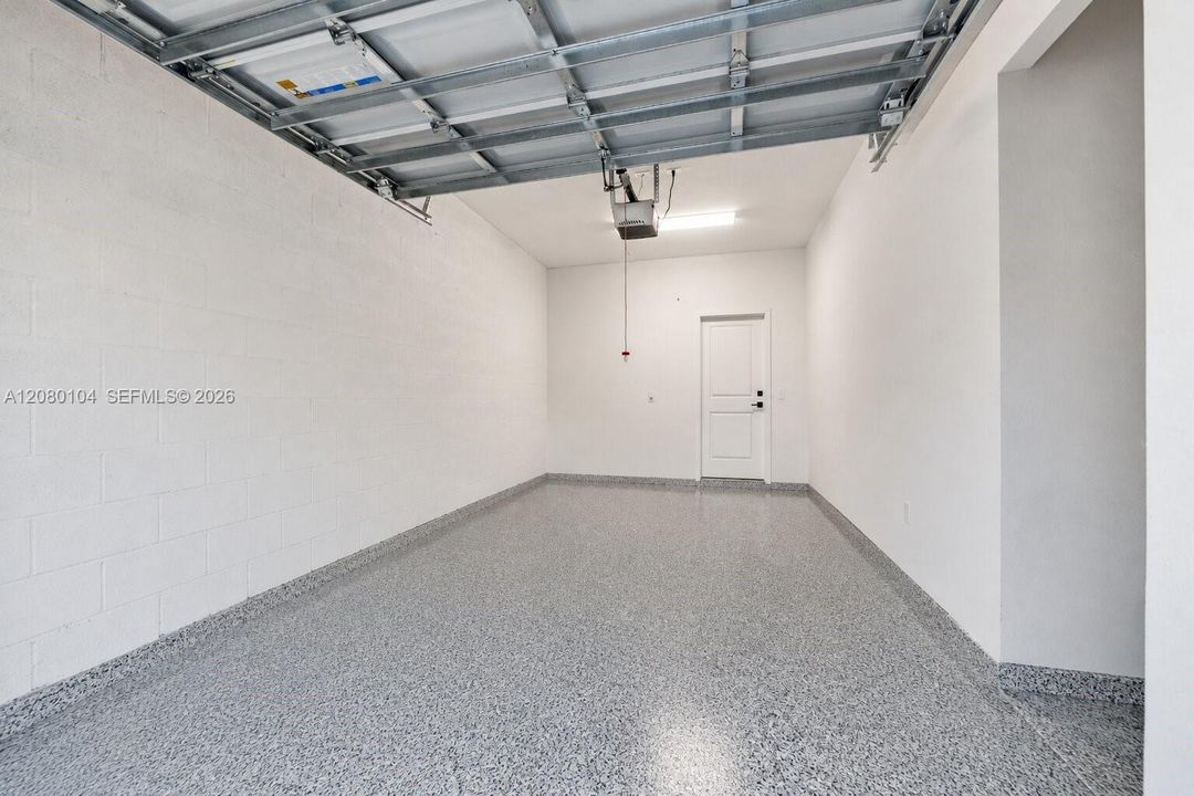 В аренду: $3,200 (3 спален, 2 ванн, 1628 Квадратных фут)