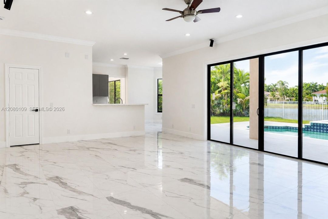 Family Room – Kitchen View