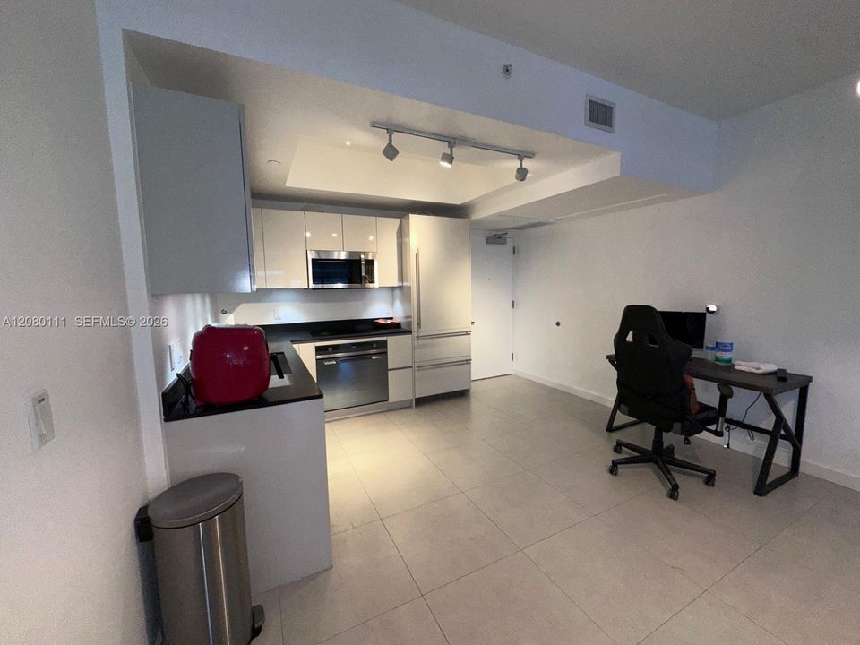 En Venta: $599,500 (1 camas, 1 baños, 651 Pies cuadrados)