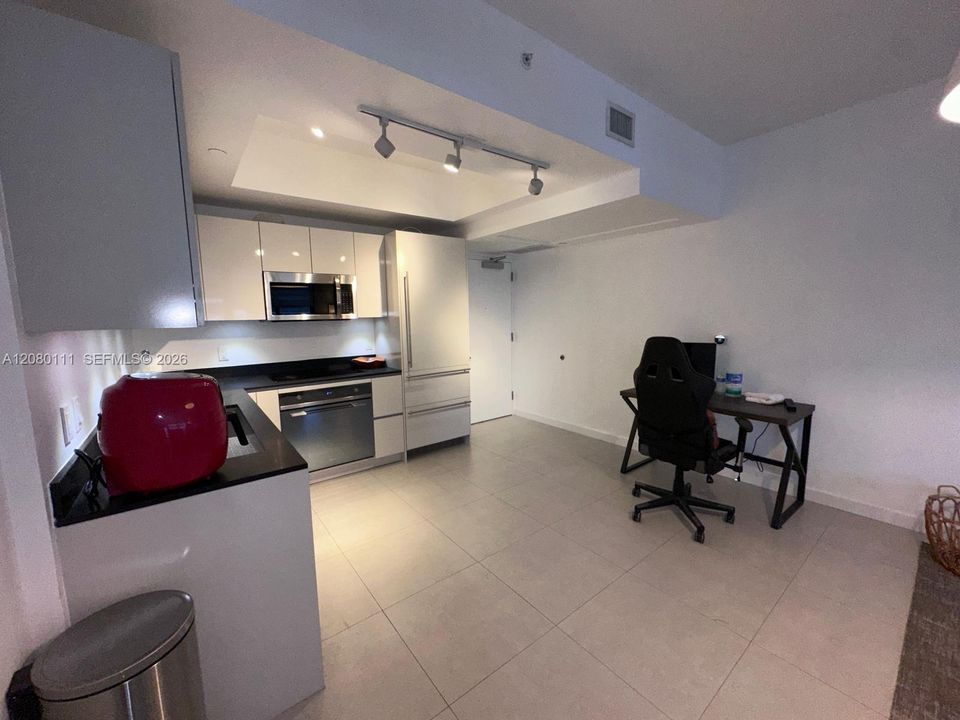 En Venta: $599,500 (1 camas, 1 baños, 651 Pies cuadrados)
