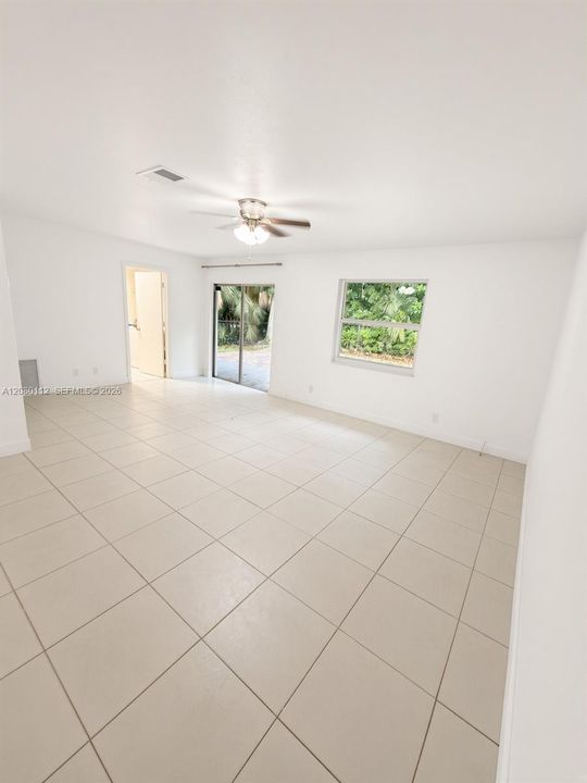 For Rent: $3,500 (3 beds, 2 baths, 1734 Square Feet)