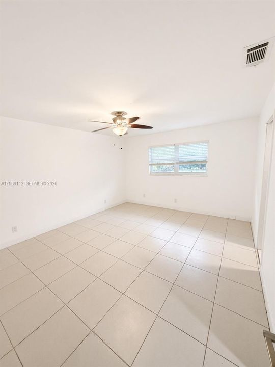 For Rent: $3,500 (3 beds, 2 baths, 1734 Square Feet)