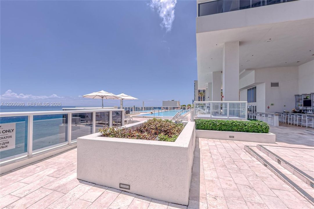 1830 S Ocean - Unit 4201 lounge