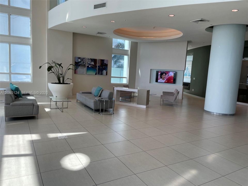 TV SITTING AREA