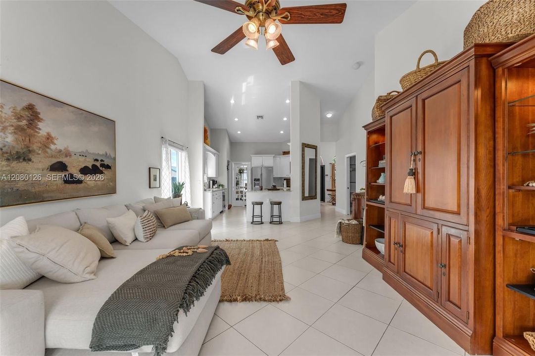 Active With Contract: $815,000 (4 beds, 3 baths, 2065 Square Feet)