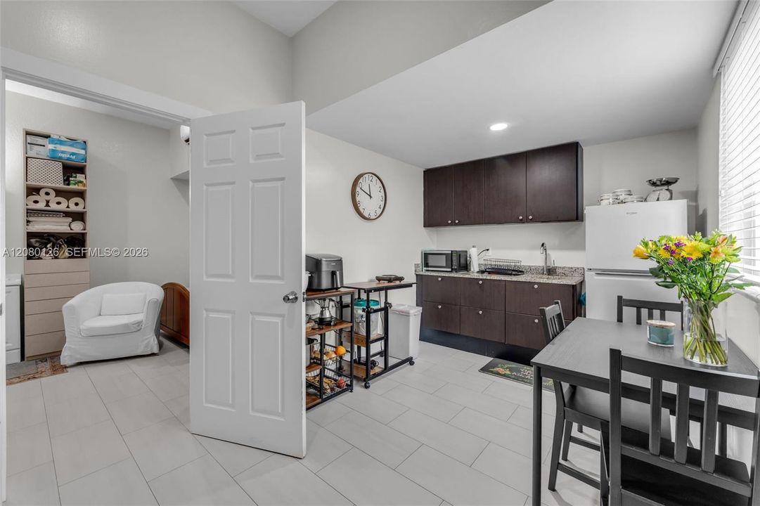 Active With Contract: $815,000 (4 beds, 3 baths, 2065 Square Feet)