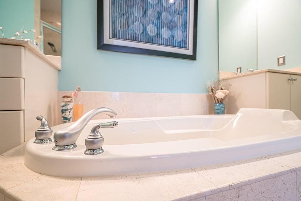 roman tub