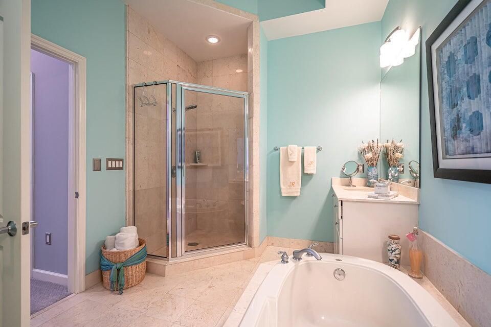 full bath shower and tub