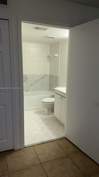 В аренду: $1,750 (2 спален, 2 ванн, 822 Квадратных фут)