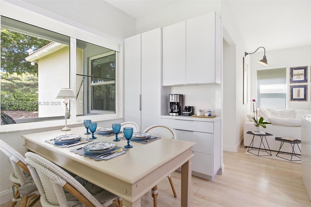 En Venta: $785,000 (3 camas, 2 baños, 1662 Pies cuadrados)