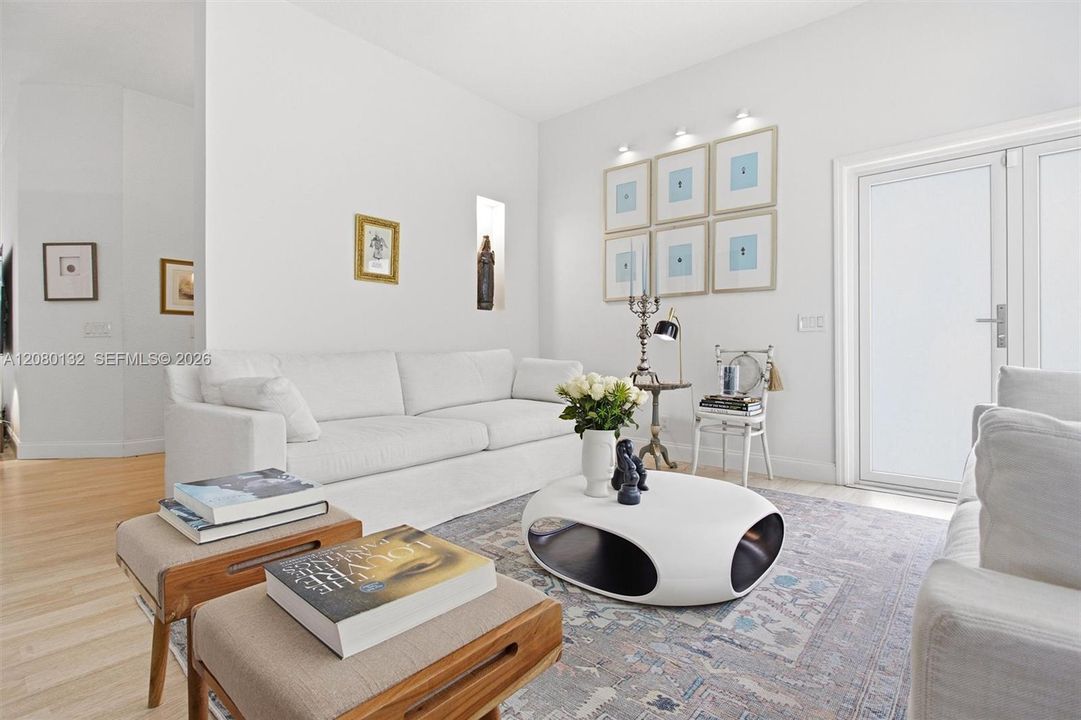 En Venta: $785,000 (3 camas, 2 baños, 1662 Pies cuadrados)