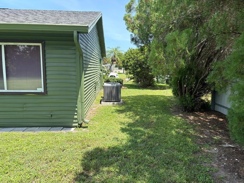 Rear Corner
