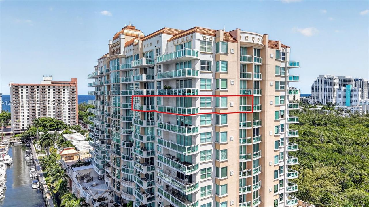 En Venta: $1,150,000 (3 camas, 2 baños, 2630 Pies cuadrados)