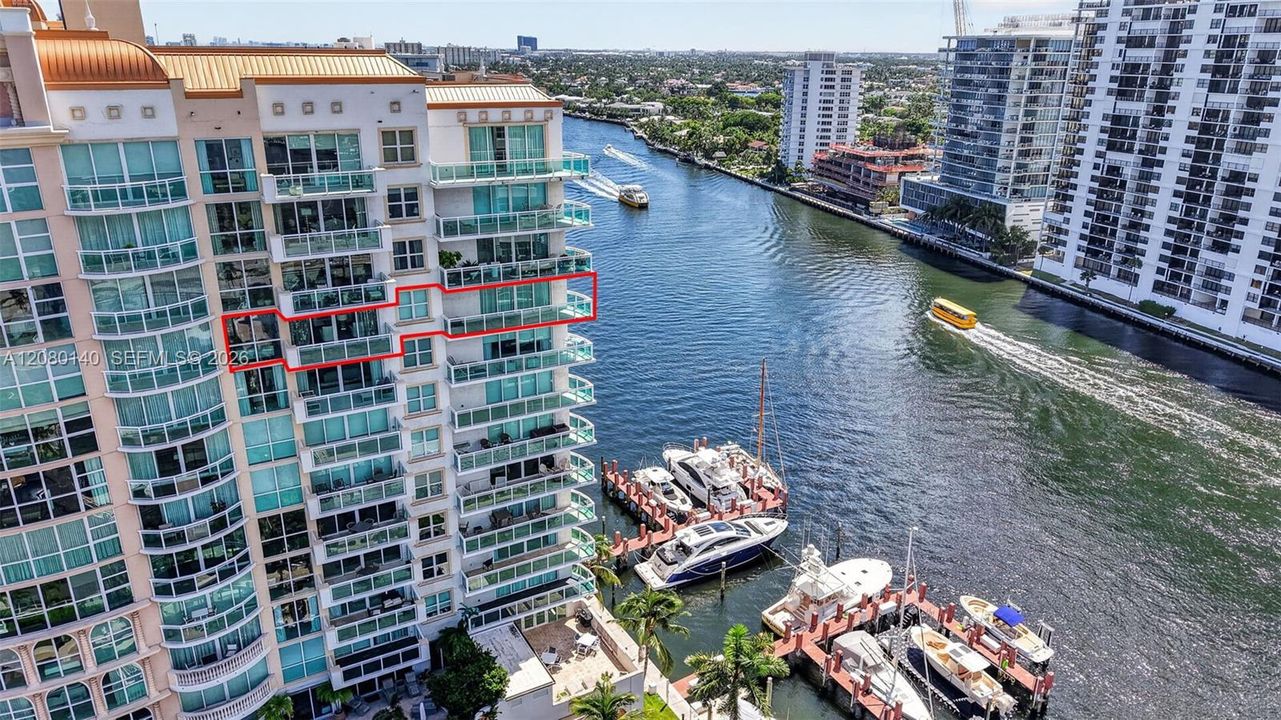 En Venta: $1,150,000 (3 camas, 2 baños, 2630 Pies cuadrados)