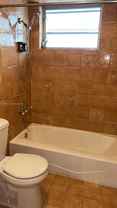 For Rent: $2,000 (2 beds, 1 baths, 590 Square Feet)