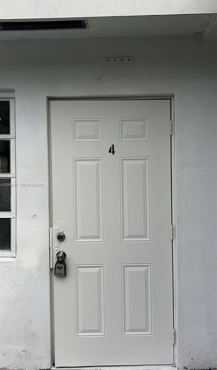 For Rent: $2,000 (2 beds, 1 baths, 590 Square Feet)