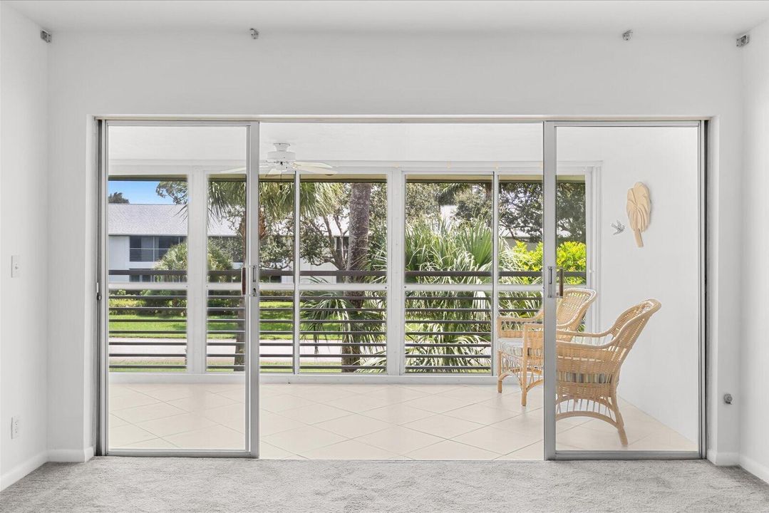 Screened Balcony