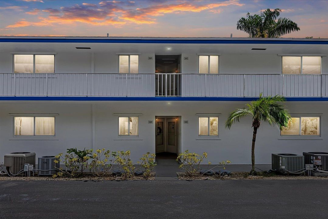 2 Garden St, 203m