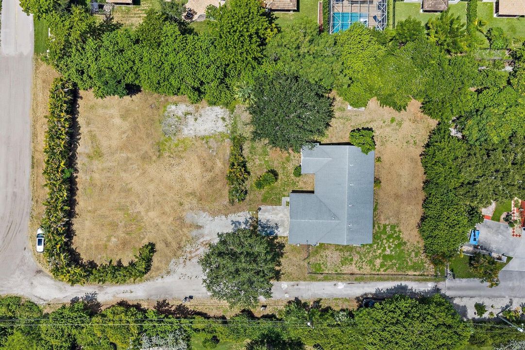 002-5681DesotoRd-Greenacres-SMALL
