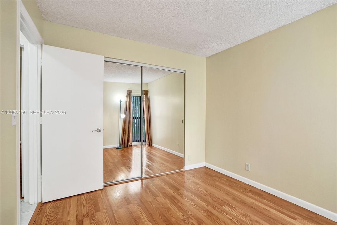 En Venta: $499,000 (3 camas, 2 baños, 1393 Pies cuadrados)