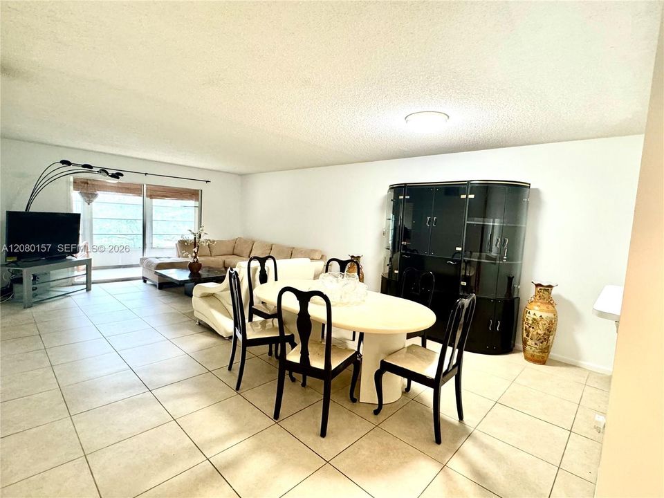En Venta: $225,000 (2 camas, 2 baños, 1192 Pies cuadrados)