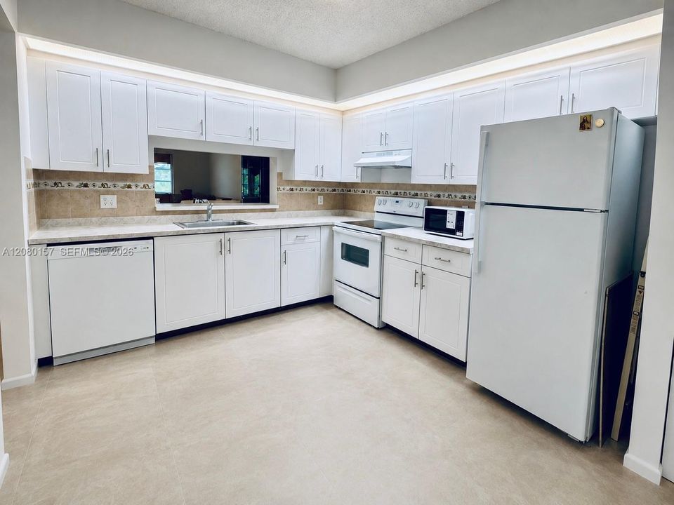En Venta: $225,000 (2 camas, 2 baños, 1192 Pies cuadrados)