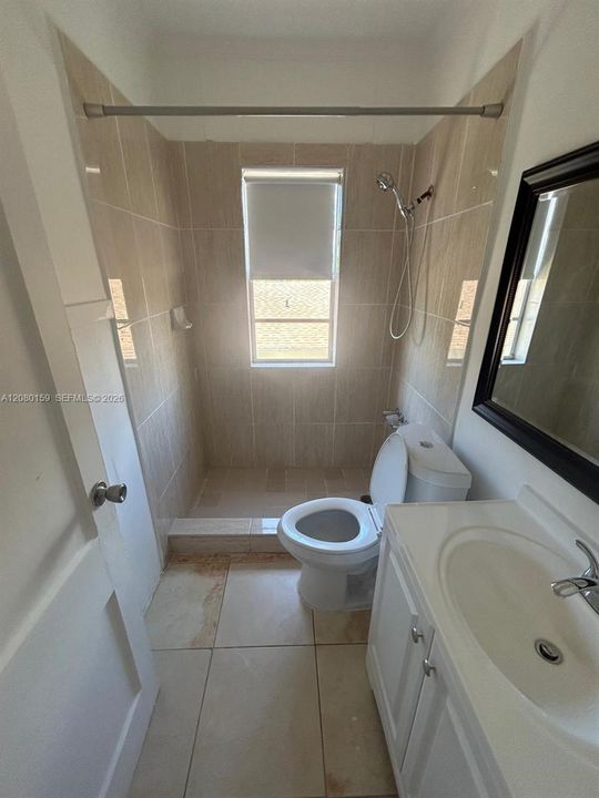 For Rent: $1,800 (1 beds, 1 baths, 8288 Square Feet)