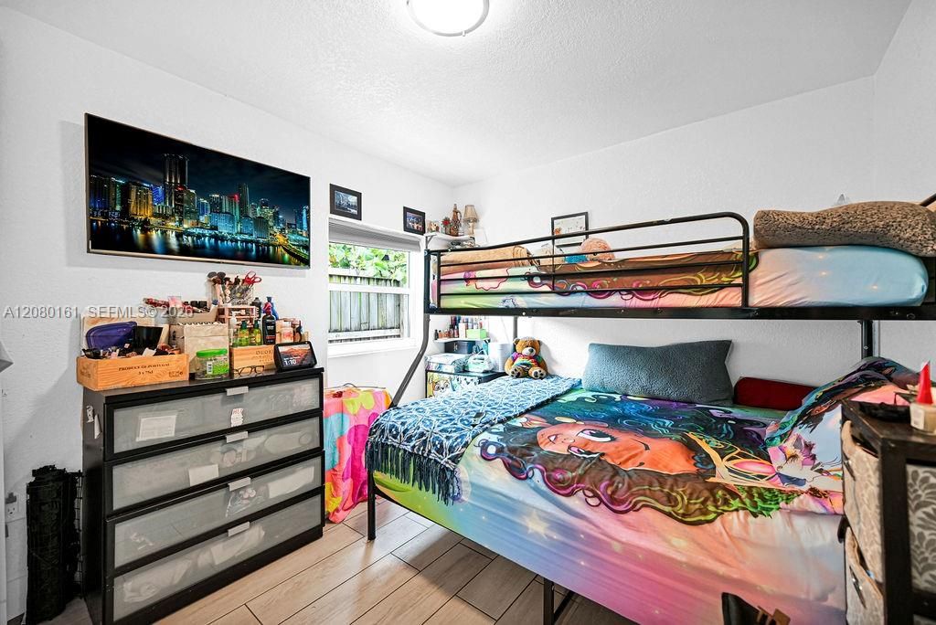 В аренду: $2,550 (3 спален, 1 ванн, 1100 Квадратных фут)