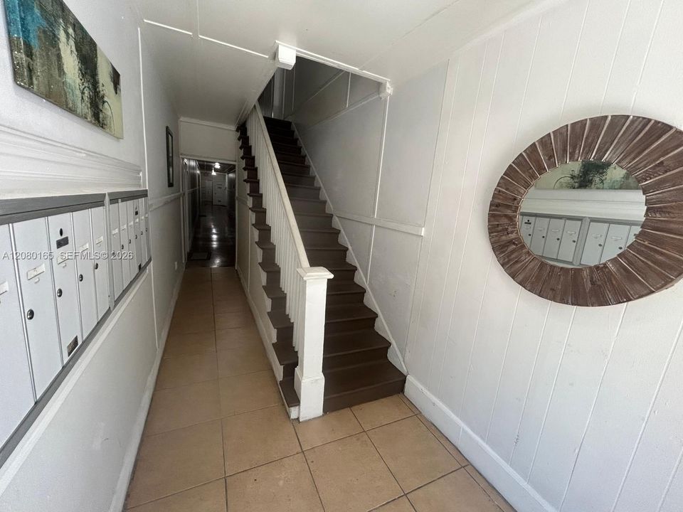 For Rent: $2,000 (2 beds, 1 baths, 8288 Square Feet)