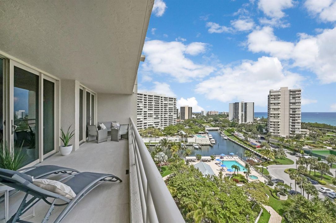 Direct Ocean Views