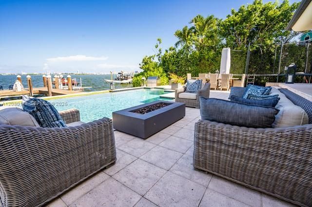 For Rent: $27,000 (5 beds, 4 baths, 3429 Square Feet)