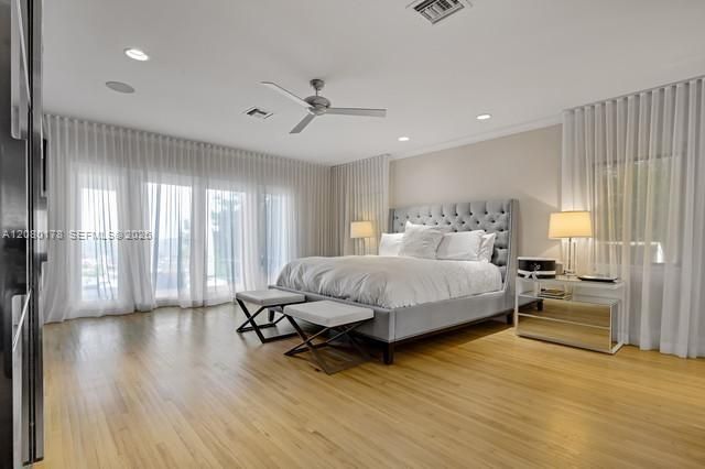 For Rent: $27,000 (5 beds, 4 baths, 3429 Square Feet)