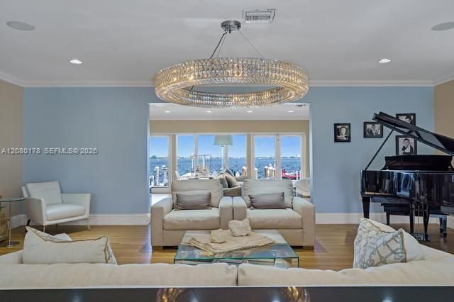 For Rent: $27,000 (5 beds, 4 baths, 3429 Square Feet)