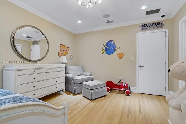 For Rent: $27,000 (5 beds, 4 baths, 3429 Square Feet)