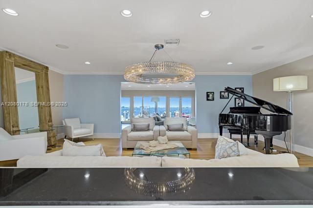 For Rent: $27,000 (5 beds, 4 baths, 3429 Square Feet)