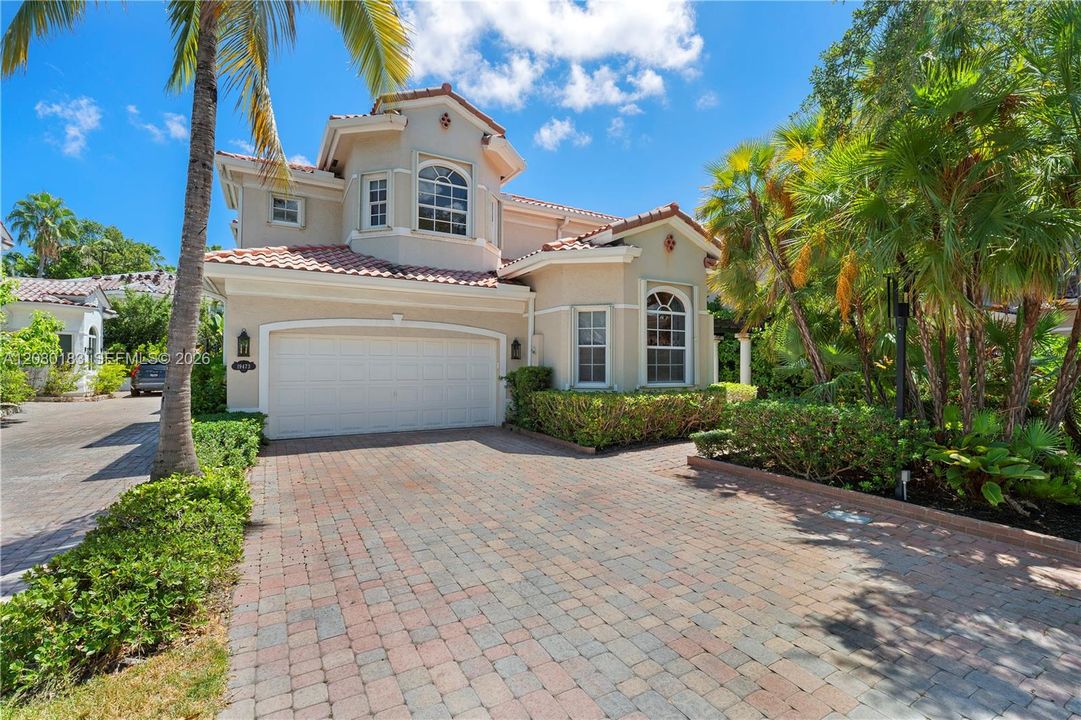 For Sale: $2,950,000 (5 beds, 3 baths, 3686 Square Feet)