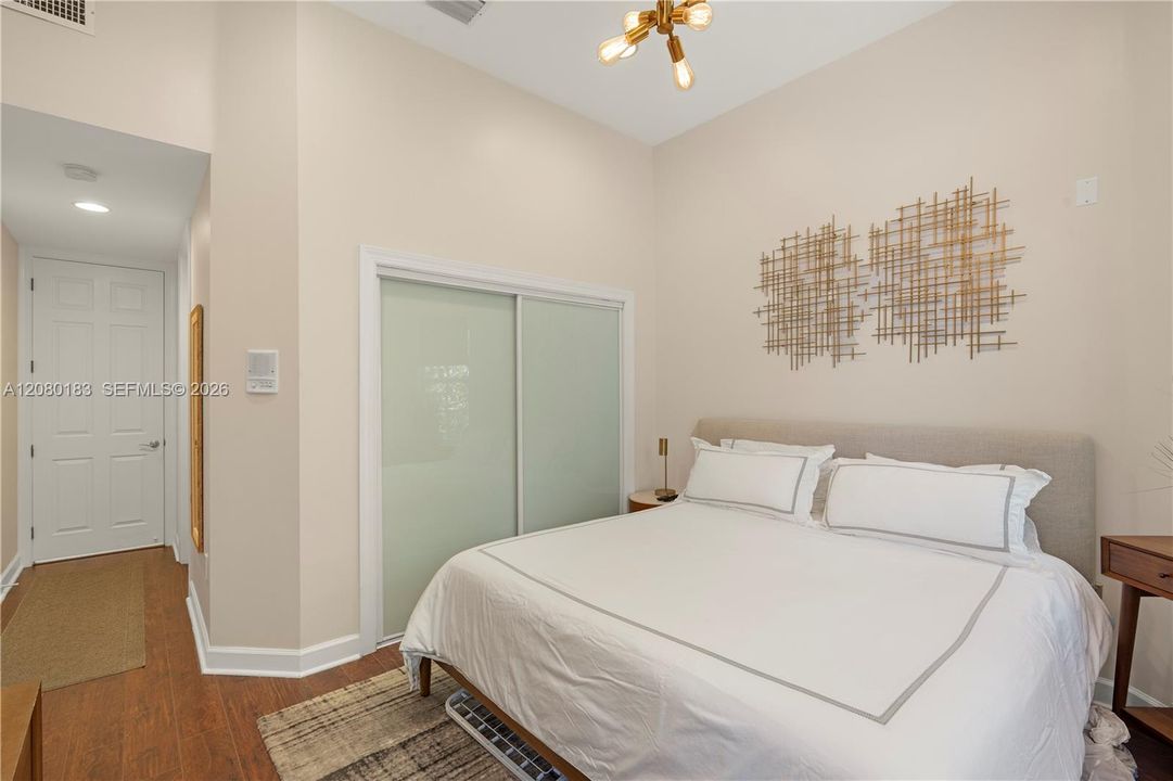 For Sale: $2,950,000 (5 beds, 3 baths, 3686 Square Feet)
