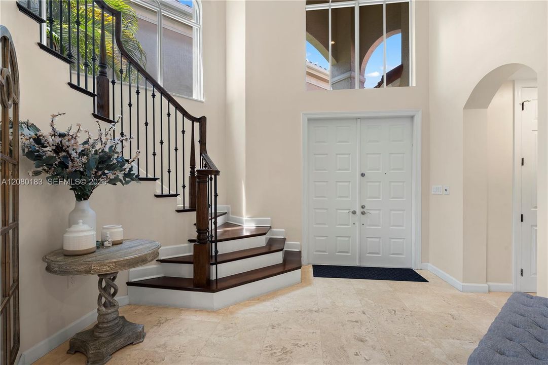 For Sale: $2,950,000 (5 beds, 3 baths, 3686 Square Feet)