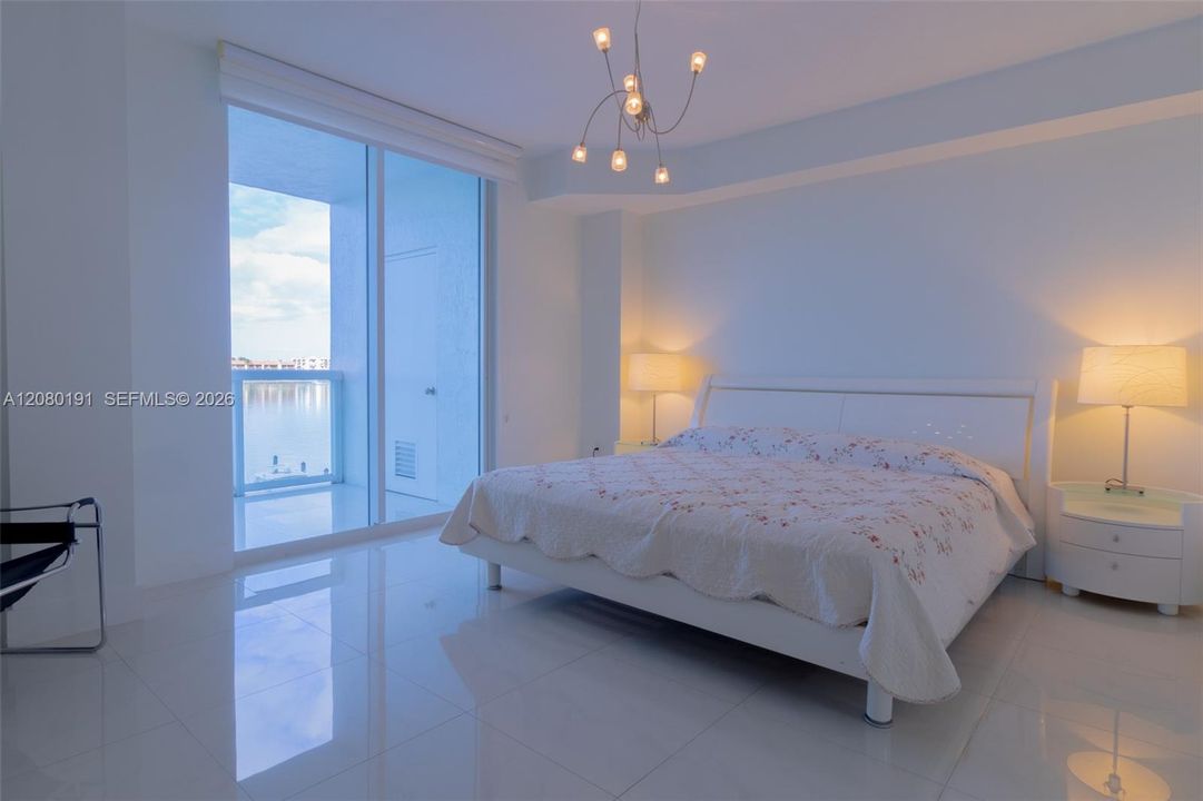 В аренду: $5,000 (2 спален, 2 ванн, 1470 Квадратных фут)