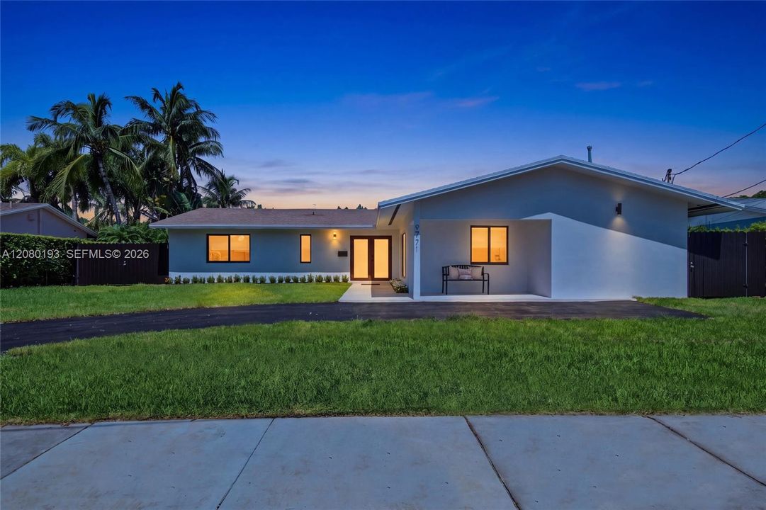 For Sale: $795,000 (4 beds, 2 baths, 1957 Square Feet)