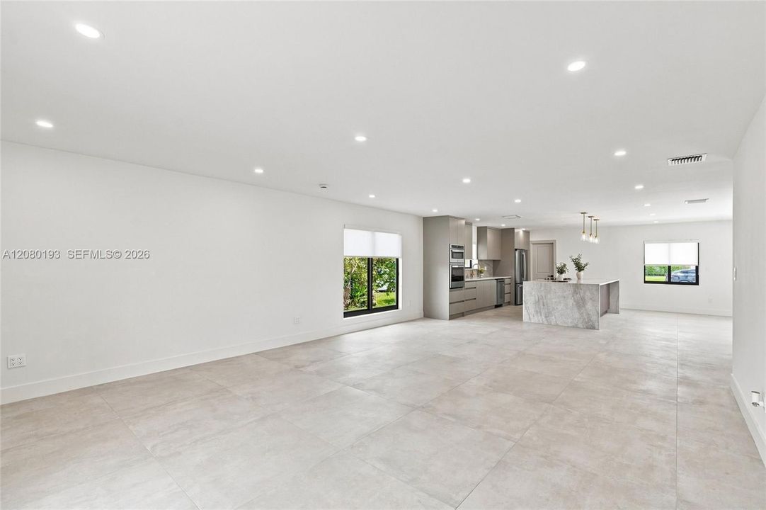 For Sale: $795,000 (4 beds, 2 baths, 1957 Square Feet)