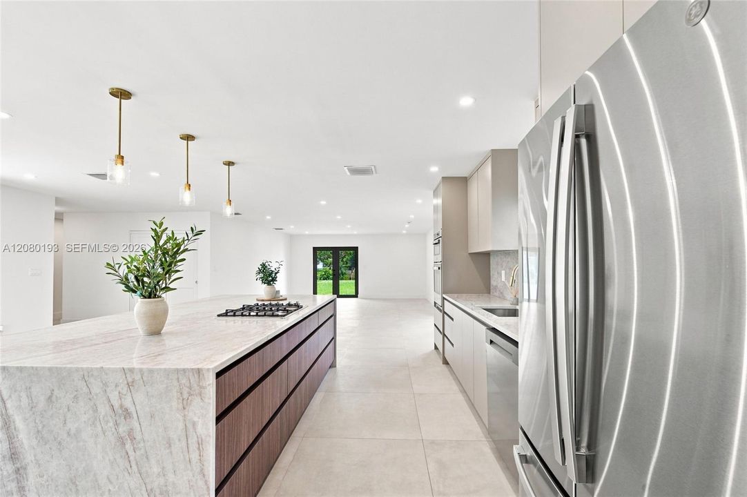 For Sale: $795,000 (4 beds, 2 baths, 1957 Square Feet)
