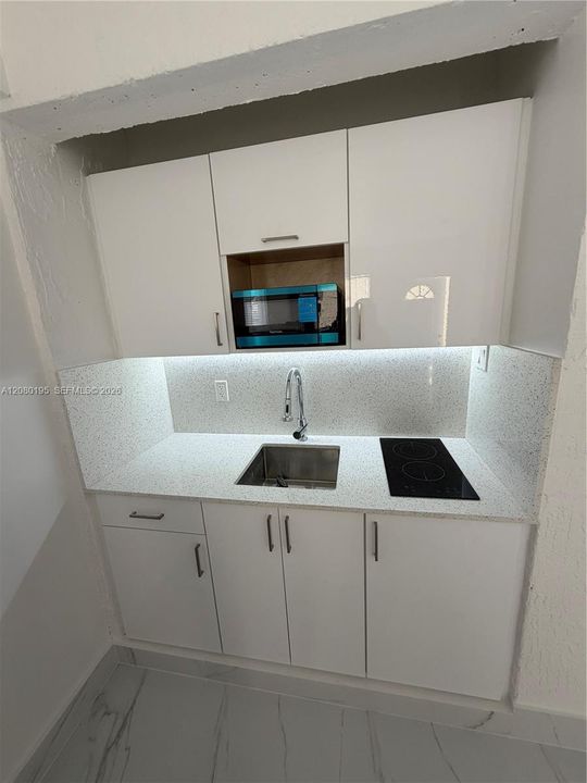 В аренду: $1,400 (1 спален, 2 ванн, 1221 Квадратных фут)