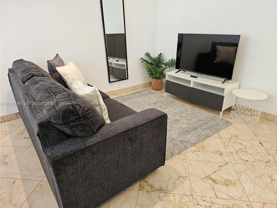 En Venta: $198,000 (1 camas, 1 baños, 530 Pies cuadrados)