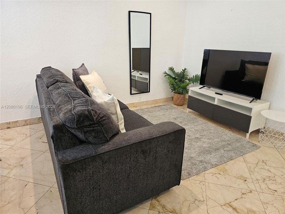 En Venta: $198,000 (1 camas, 1 baños, 530 Pies cuadrados)
